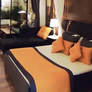 Tnr & Hotel Kusadasi